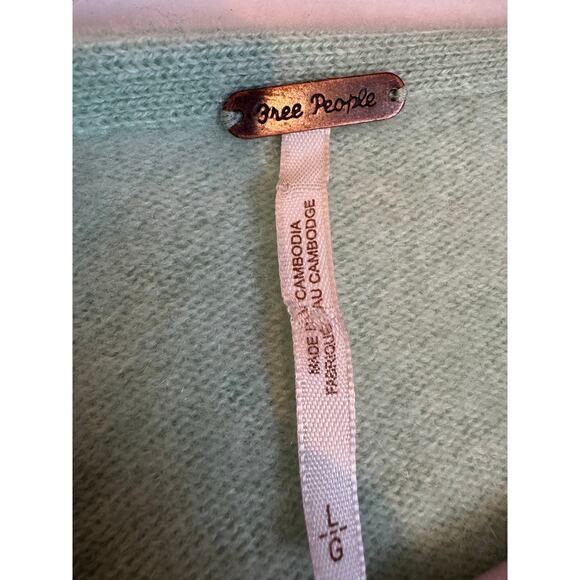 Free People Solitaire 100% Cashmere Mint Green V-Neck Sweater Large - Picture 6 of 8